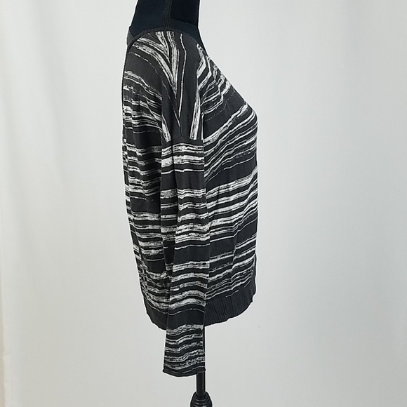 Chaser women M knit sweater lightweight v-neck - Picture 3 of 5